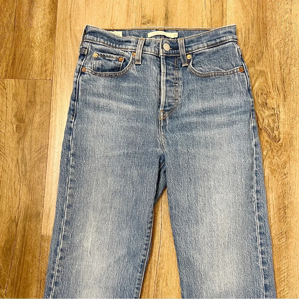 Levi's Wedgie Straight in‎ Love Triangle
